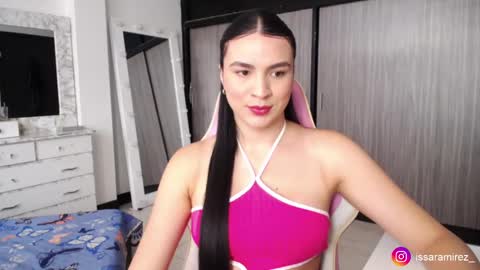 X IGcamiryan01 online show from 10.13.25