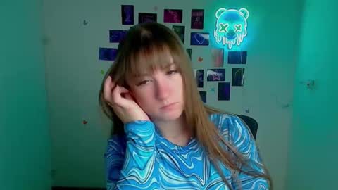 Snapshot of camilla_body chatting on 04.15.26 Camilla online show from 04.15.26