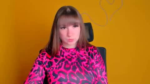 Snapshot of camilla_body chatting on 04.24.26 Camilla online show from 04.24.26