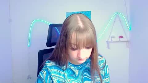 Snapshot of camilla_body chatting on 04.27.26 Camilla online show from 04.27.26