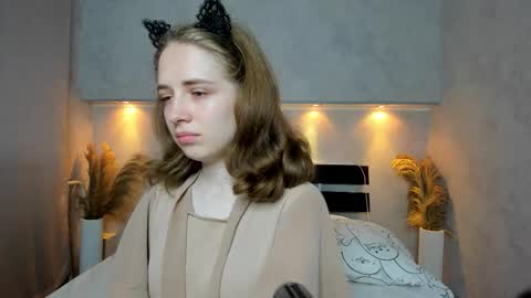 Camilla online show from 09.17.25