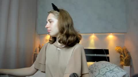 Camilla online show from 09.18.25