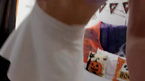 camilla_miller01 online show from 10.22.25