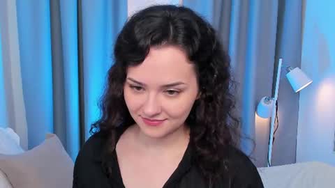 Snapshot of camilla_rowen chatting on 06.20.26 Camilla online show from 06.20.26