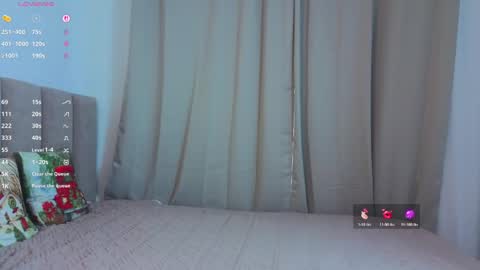 Snapshot of camillahooser chatting on 05.07.26 May online show from 05.07.26