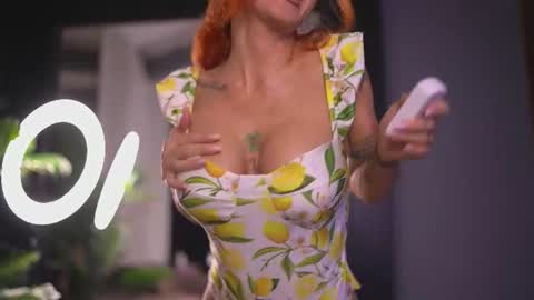 Snapshot of camillastarrx chatting on 06.18.26 CamillaStarrX online show from 06.18.26