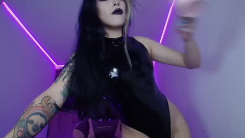 Camille  online show from 01.17.25