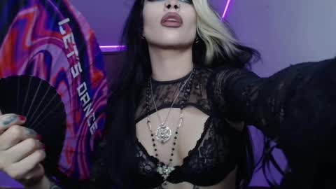 Camille  online show from 02.15.25