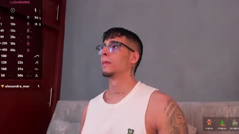 Snapshot of camilo_ospina_ chatting on 01.15.25 INDEPENDENT MODEL online show from 01.15.25