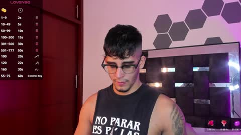 Snapshot of camilo_ospina_ chatting on 02.08.25 INDEPENDENT MODEL online show from 02.08.25