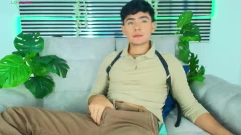 Snapshot of camilo_xcam chatting on 04.28.26 CAMILO online show from 04.28.26
