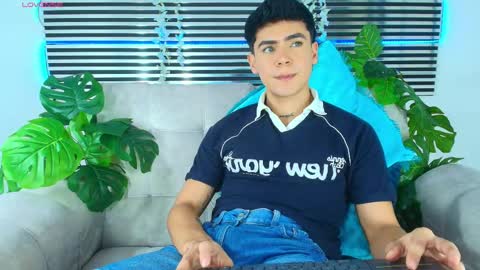 Snapshot of camilo_xcam chatting on 05.01.26 CAMILO online show from 05.01.26