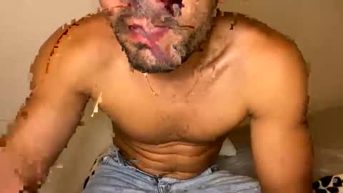 Snapshot of camilor_30 chatting on 09.24.25 camilor_30 online show from 09.24.25