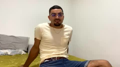 Snapshot of camilor_30 chatting on 10.09.25 camilor_30 online show from 10.09.25