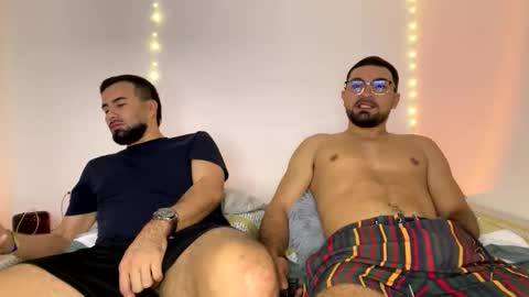 Snapshot of camilor_30 chatting on 12.17.25 camilor_30 online show from 12.17.25