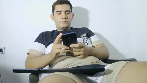 Camilowhite  online show from 10.02.25