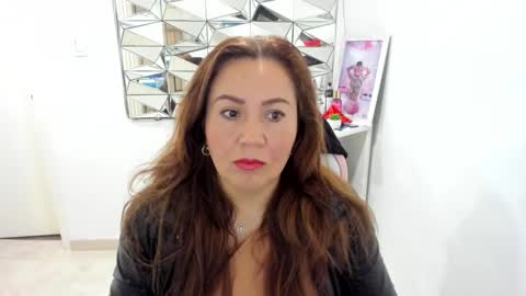 Snapshot of camixxx_m chatting on 03.17.26 camixxx_m online show from 03.17.26