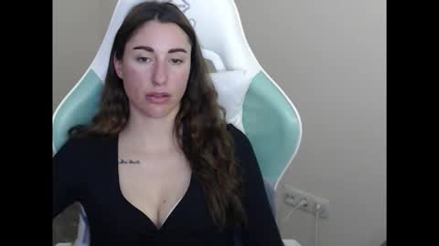 cammila horn online show from 01.05.26