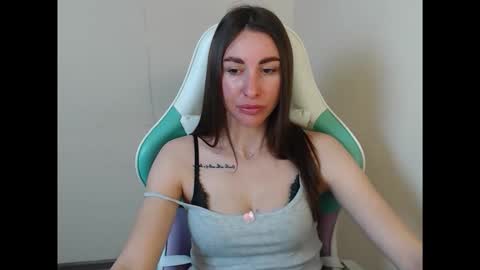 cammila horn online show from 04.24.26