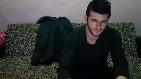 Snapshot of camshow22cm chatting on 12.31.24 FREMAN online show from 12.31.24