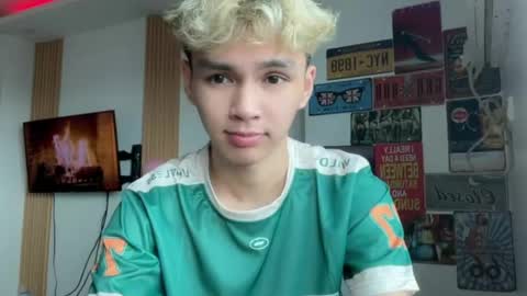 Snapshot of camwithethan chatting on 03.07.26 Ethan online show from 03.07.26