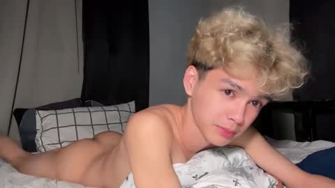 Snapshot of camwithethan chatting on 03.18.26 Ethan online show from 03.18.26