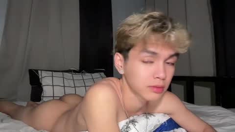 Snapshot of camwithethan chatting on 03.25.26 Ethan online show from 03.25.26