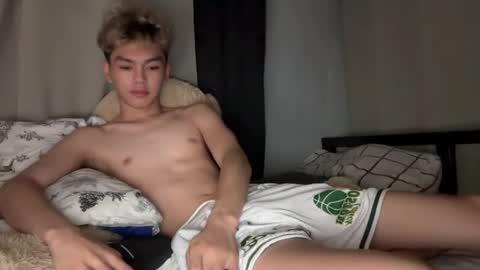 Snapshot of camwithethan chatting on 04.27.26 Ethan online show from 04.27.26