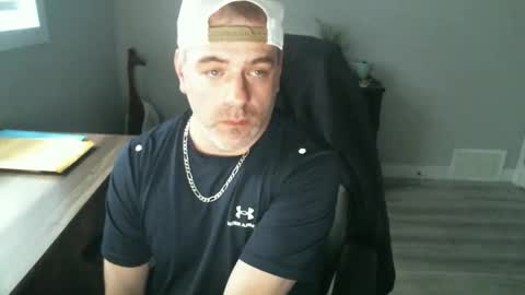CanadianBacon6969 online show from 04.29.26