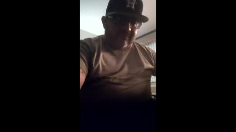 Snapshot of canbobsee chatting on 04.08.26 canbobsee online show from 04.08.26