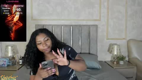 Snapshot of candaceowens chatting on 09.28.25 candaceowens online show from 09.28.25