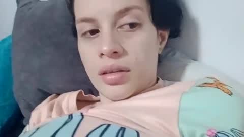 Snapshot of candacesxhot chatting on 02.11.25 cumorsmooke online show from 02.11.25