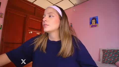 Snapshot of candase_ chatting on 02.08.26 Candase online show from 02.08.26