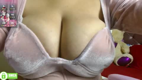 Candelaria online show from 01.08.25