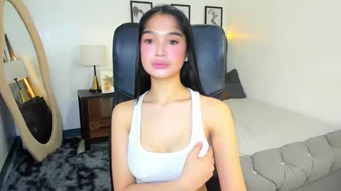 candiceferragamo online show from 10.21.25