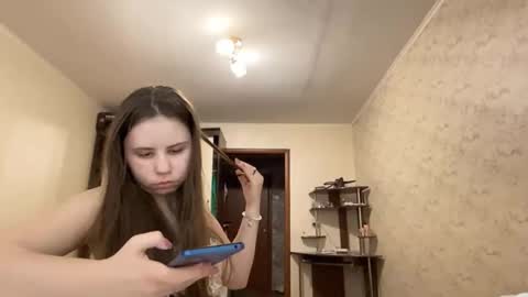 Isabella online show from 11.27.25