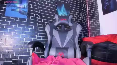 candresruiz online show from 12.04.25