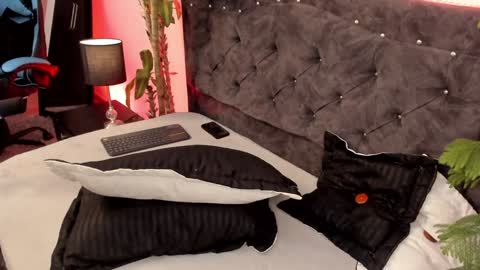 Snapshot of candy_canne__ chatting on 12.13.24 CamilaInstagram candy canne  Pvt open online show from 12.13.24