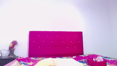 CANDY DUSTANO online show from 01.25.25