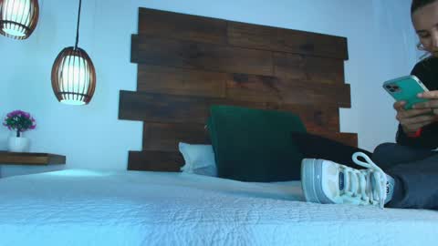 Jolie online show from 03.27.26