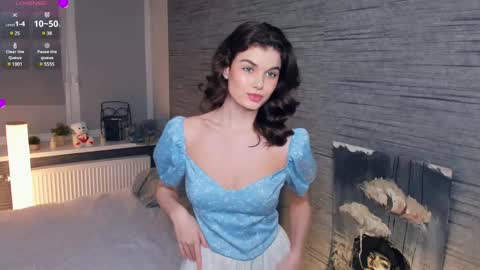 Flora online show from 03.03.25