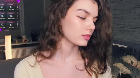 Flora online show from 03.08.25