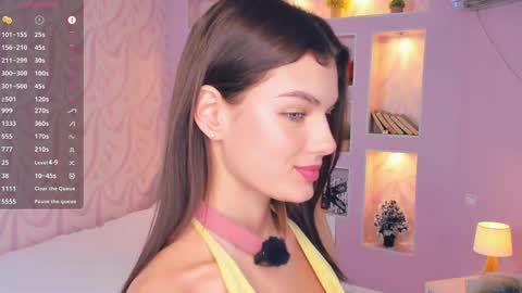 Snapshot of candy_flo chatting on 04.16.26 Flora online show from 04.16.26