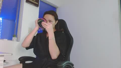 Snapshot of candy_giuliana21 chatting on 04.18.26 candy_giuliana21 online show from 04.18.26