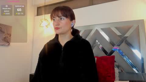 Candy hot online show from 11.12.25