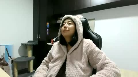 Snapshot of candy_love125 chatting on 06.18.26 Persefone online show from 06.18.26