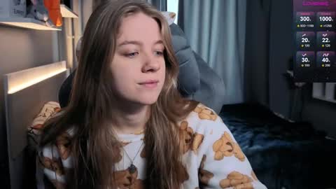 Snapshot of candy_meggie chatting on 02.18.25 Megan online show from 02.18.25