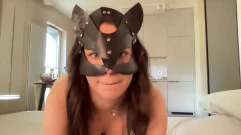 Snapshot of candy_puss chatting on 05.15.26 candy online show from 05.15.26