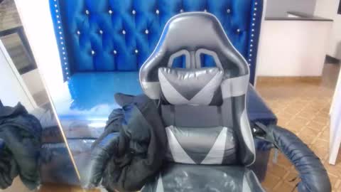 Snapshot of candy_rose_v chatting on 02.27.26 Hi Stream 800am to 200pm online show from 02.27.26