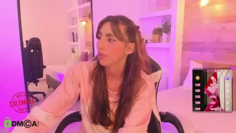 Snapshot of candy_summer28_ chatting on 07.18.26 CANDY online show from 07.18.26
